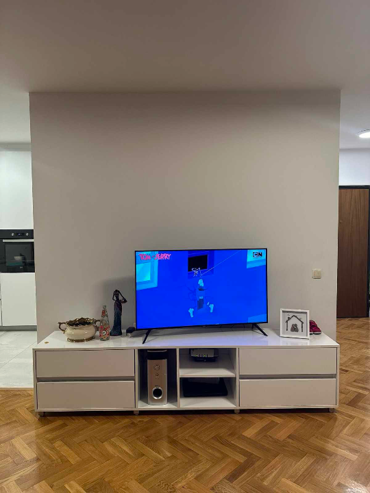 Komod për televizor
