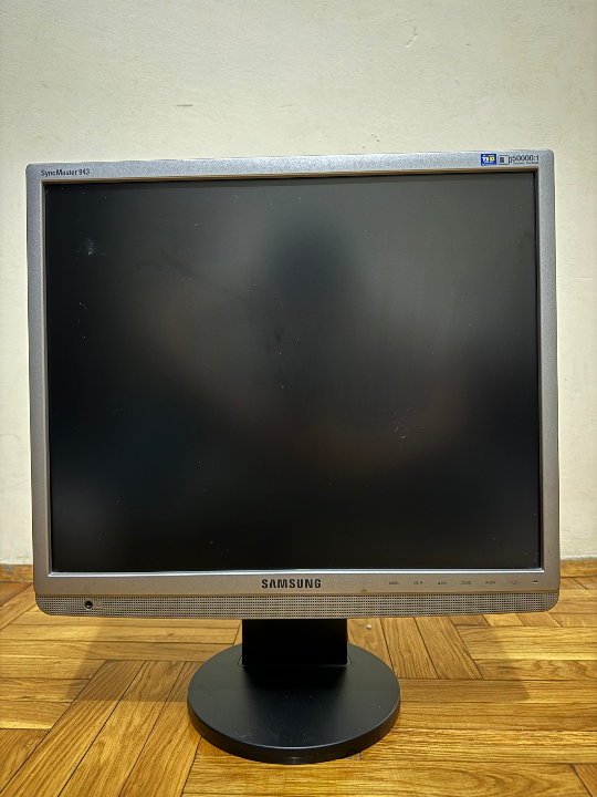 Monitor Samsung SyncMaster 943